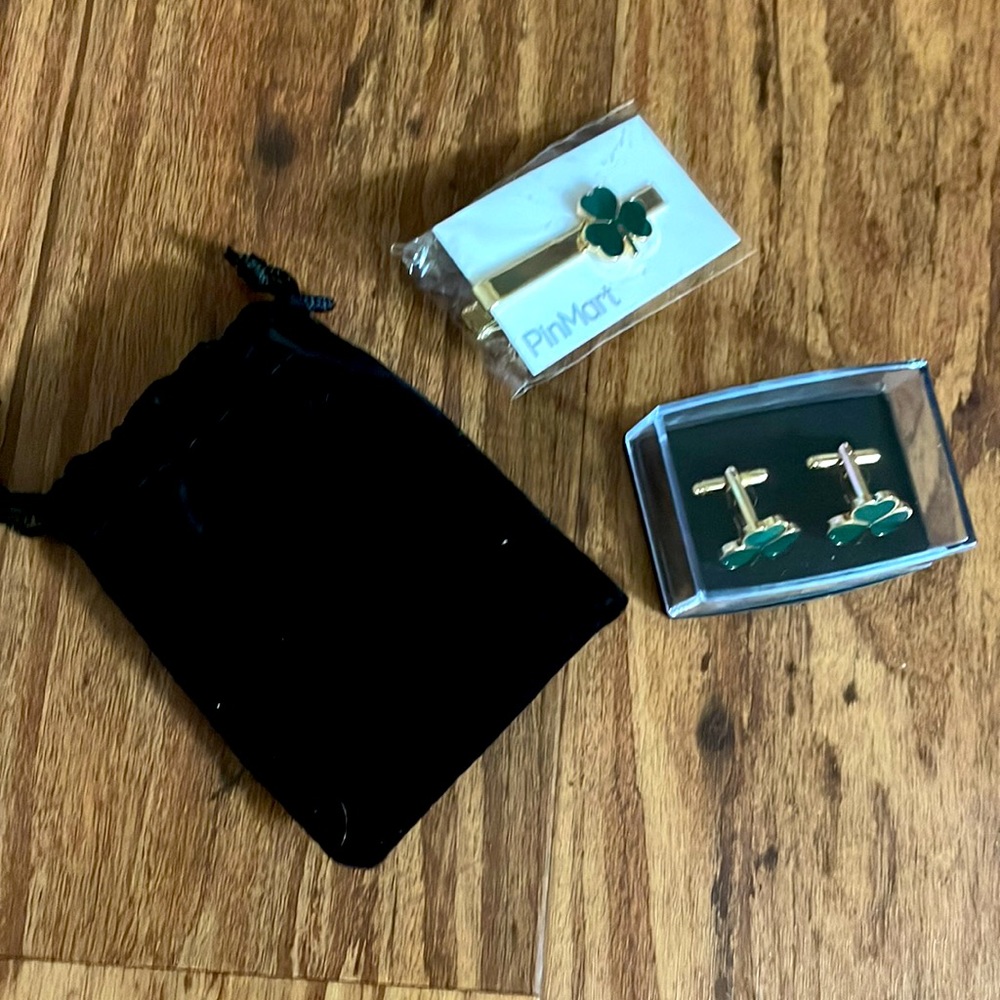 St. Patrick’s Day Four Leaf Clover Cufflinks and Tie Pin NWT Pinmart Gift